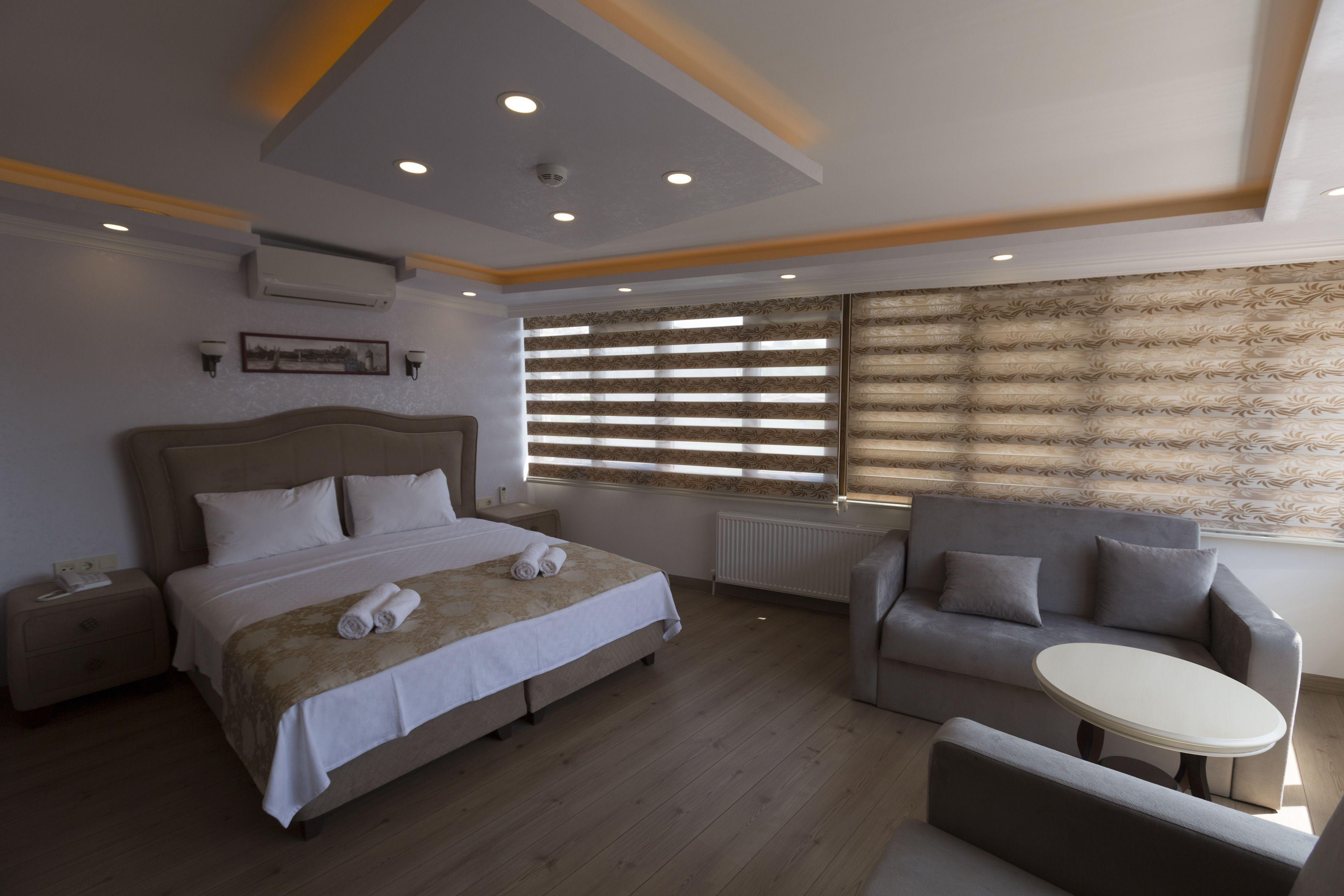Golden Galley Suites — Photos 2
